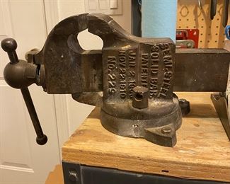 Antique semi-steel solid bar vice dated 1910