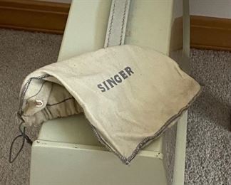 Singer sewing machine 