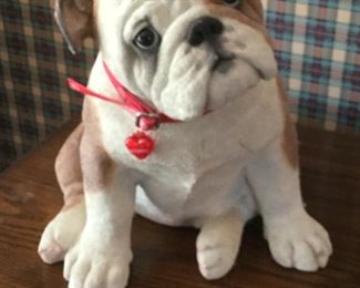 Sandicast  Bulldog Statue