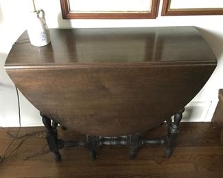 Gate Leg Table