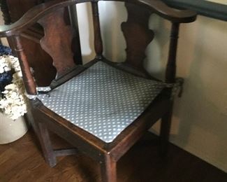 English Oak Antique Corner Chair Circa 1780 w/peg construction