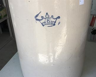 #8 Large Crock 