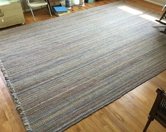 8ft x 11.5 Braided Area Rug   Reversible 