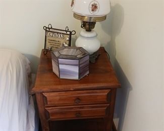 End table and hurricane lamp