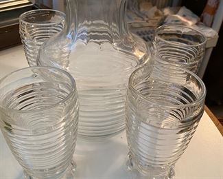 Vintage Manhattan Clear Juice Carafe with Lid, with 4 Footed Tumblers