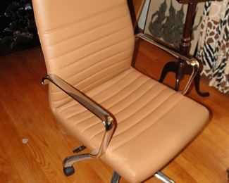 MCM Office or Mod lounging chair $200