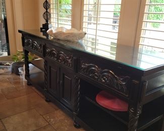 Buffet cabinet
