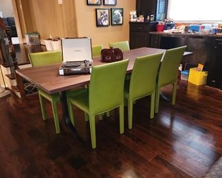 Table & 6 cute chairs - was a study/craft station