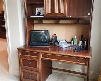 Desk unit