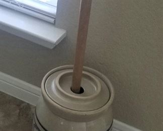 Butter crock