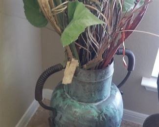 Greenery, great copper vessel