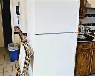 Refridgerator