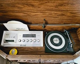 8 track player. Works great