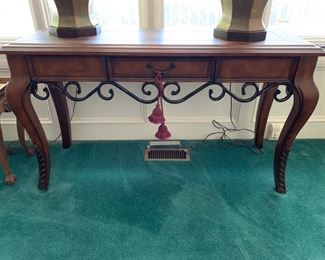 F40 Wooden Sofa Table with Leather Top. Measures 18" deep x 52" long x 30" tall. 