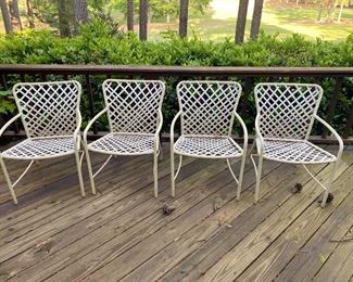 F55 - $60. Set of 4 lightweight outdoor chairs. 