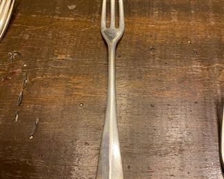 S2 - $1000. Stieff Sterling - no monogram. 8 salad forks, 8 dinner forks, 8 small spoons, 8 knives. 1128 grams + 4 oz. 