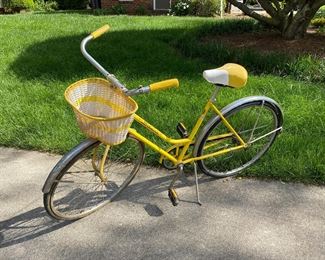 $100 - Ladies Vintage Schwinn Cruiser