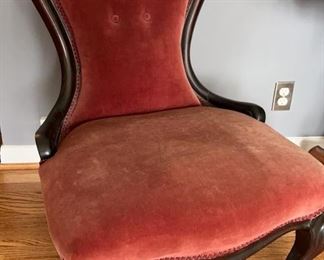 Lot 101 | ANTIQUE WOMEN’S PARLOR CHAIR VELVET UPHOLSTERED
