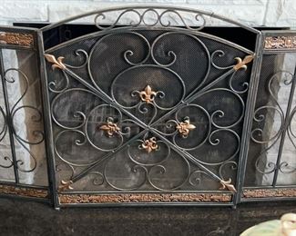 Lot 105 | FOLDING FIREPLACE SCREEN METAL FLEUR DE LIS

