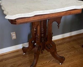 Lot 155 | ANTIQUE MAHOGANY MARBLE TOP EASTLAKE SIDE TABLE
