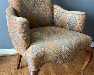 Lot 156 | CURVILINEAR UPHOLSTERED ANTIQUE ARMCHAIR
