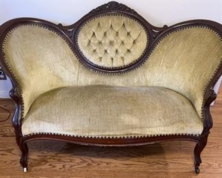 Lot 182 | VICTORIAN SETTEE DUNCAN PHYFE STYLE LOVESEAT
