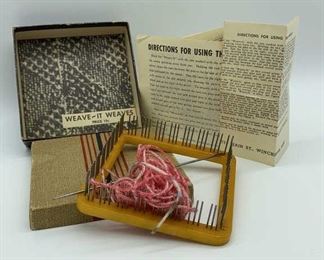 Lot 210 | VINTAGE BAKELITE DONAR WEAVE-IT IN BOX LOOM
