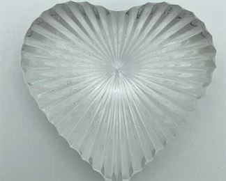 Lot 212 | WATERFORD CRYSTAL FACETED HEART PAPERWEIGHT
