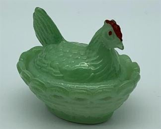 Lot 217 | WESTMORELAND MILK GLASS HEN ON NEST HON GREEN
