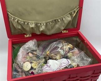 Lot 221 | FULL VINTAGE SEWING KIT & CONTENTS, BUTTONS CRAFTS
