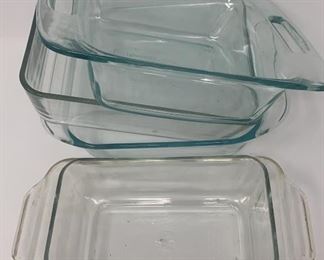 Lot 251 | VARIOUS GLASS BAKING DISHES PYREX, FIREKING
