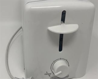 Lot 287 | WHITE KITCHEN 2 BREAD TOASTER
