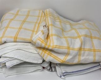 Lot 307 | KITCHEN COTTON TEA TOWEL LOT
