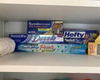 Lot 316 | KITCHEN GARBAGE BAGS & REYNOLDS’S FOIL LINER WRAP
