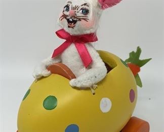 Lot 325 | ANNALEE BUNNY EASTER EGG-MOBILE 5IN DOLL CAR CART
