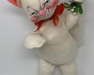 Lot 339 | OVERSIZED ANNALEE HOLIDAY CAT 20IN DOLL CHRISTMAS
