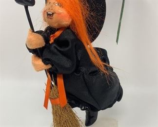 Lot 417 | ANNALEE HALLOWEEN WITCH ON BROOM DOLL FIGURE 9IN
