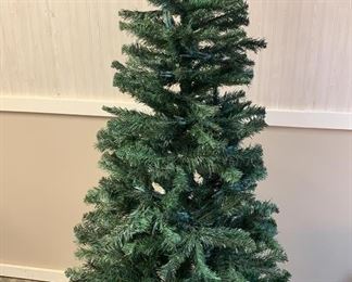 Lot 429 | 6FT ARTIFICIAL LIGHTED CHRISTMAS TREE TESTED
