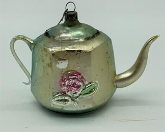 Lot 451 | ANTIQUE TEAPOT BLOWN GLASS ORNAMENT TEA POT
