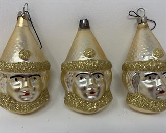 Lot 454 | ANTIQUE GLASS CLOWN HEADS SET ORNAMENTS ORNAMENT
