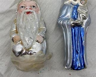 Lot 475 | ANTIQUE GLASS ORNAMENT PAIR SANTA MARY JESUS
