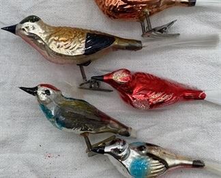 Lot 481 | ANTIQUE GLASS BIRD ORNAMENTS CLIP ON
