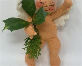 Lot 496 | ANNALEE CHRISTMAS ANGEL W PLANT DOLL FIGURE 7IN

