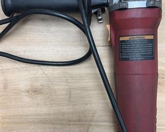Lot 515 | 4.5” ANGLE GRINDER TESTED RUNS CHICAGO ELECTRIC
