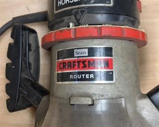 Lot 516 | CRAFTSMAN ROUTER TESTED RUNS POWER TOOL

