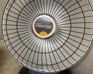 Lot 522 | PRESTO HEAT DISH ROOM HEATER ELECTRIC
