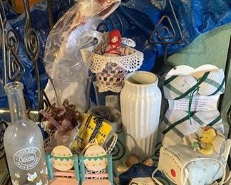 Lot 615 | SHELF CONTENTS WINNIE THE POOH NIGHTLIGHT ASSORT
