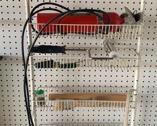 Lot 633 | PAINTING / REPAIR TOOLS, ROLLER, SCREWS LOT
