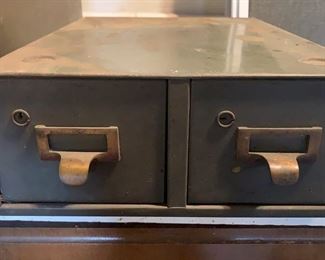 Lot 648 | VINTAGE METAL 2 DRAWER FILE BOX
