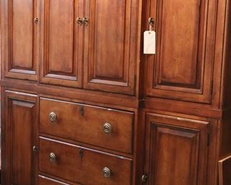 Very large storage piece